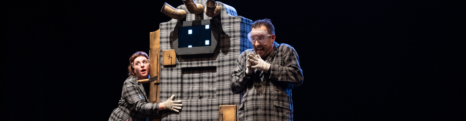 #htmlcaptionwroong-domenica